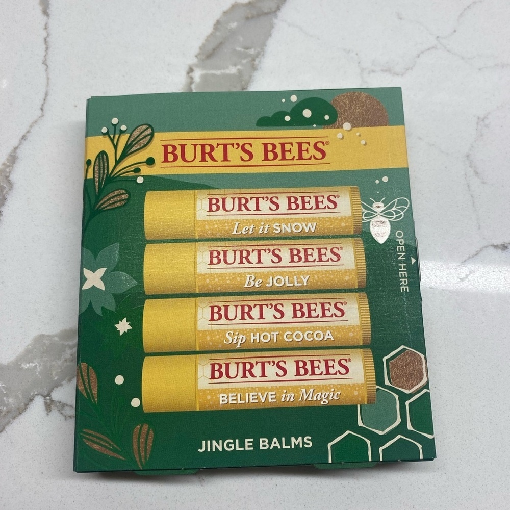 NIB Burt's Bees Holiday Jingle Balms Gift Set 4‎